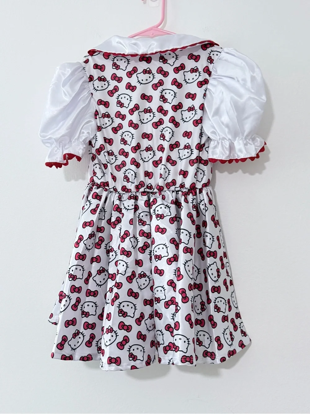 NWOT Hello Kitty White & Pink Puff Sleeve Girls Dress Sz Medium